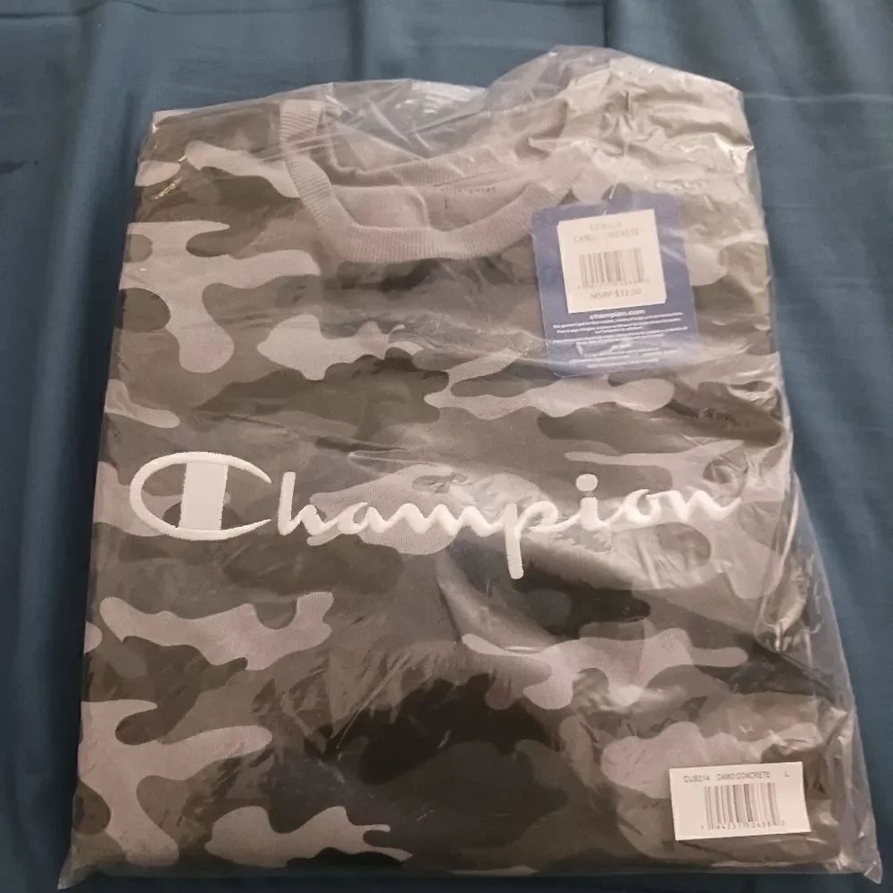 3 for 26 - Champion Boys Sweatshirt